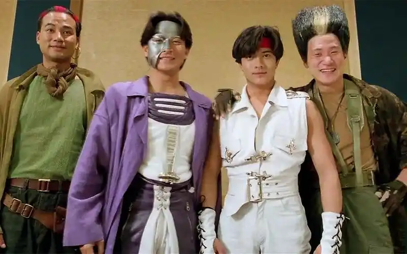 张卫健年轻时星路有多宽四大天王成绿叶张学友自毁形象力捧