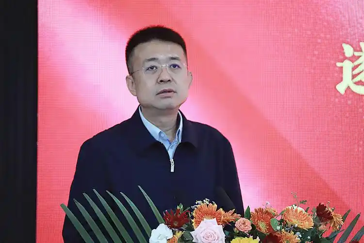 遂宁市委宣传部副部长,市文明办主任刘泽斌,市委宣传部副部长,市文广