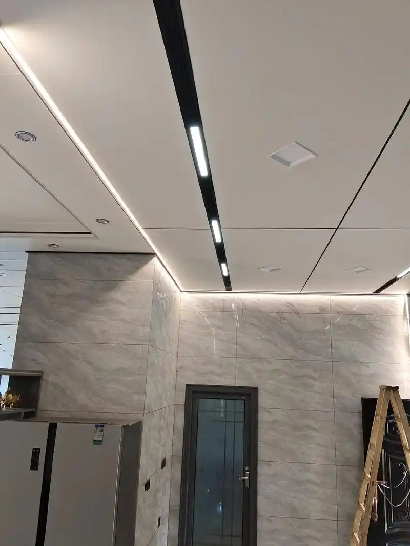 灯槽130元,自己动手三天搞定.#蜂窝大板吊顶造型效果图 # - 抖音