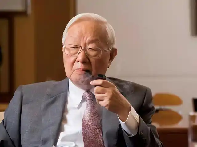 德基老板吴铁军简历(德基集团吴铁军图片) | 一恒网销学