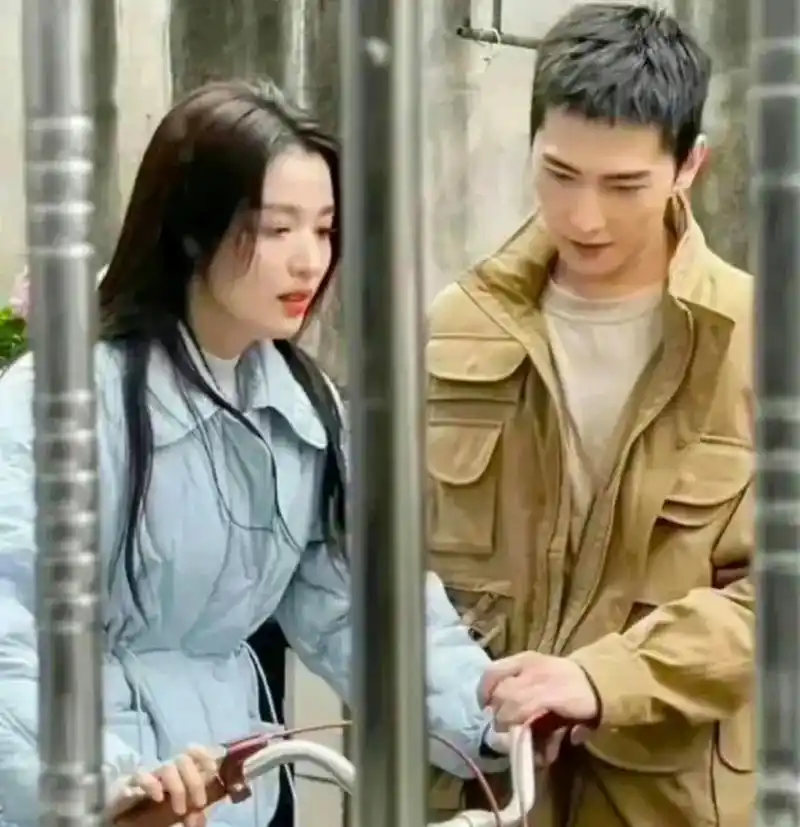 杨洋王楚然同领证