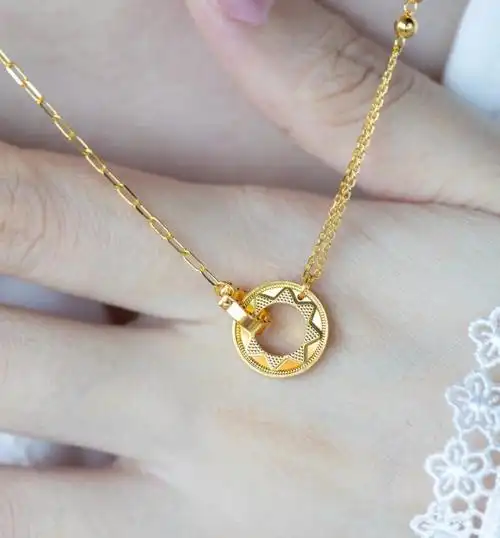 周大福ing系列小太阳环环相扣项链