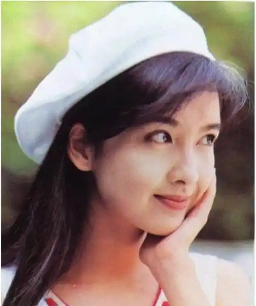 90年代经典复古港妆,可以代表香港颜值的女星,非周慧敏莫属_形象_眉妆
