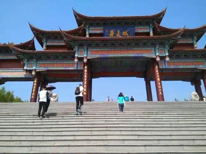 华夏第一牌楼图片