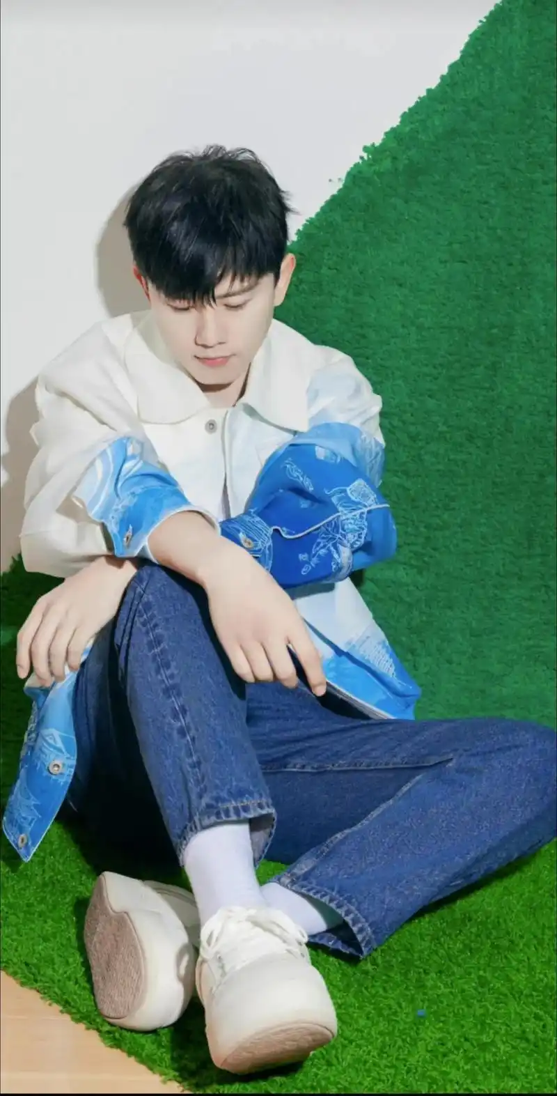 张杰 没有文案,张杰就是文案# 分享一组图片 杰哥帅气的照, - 抖音