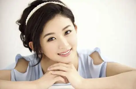 狮子座——佟丽娅