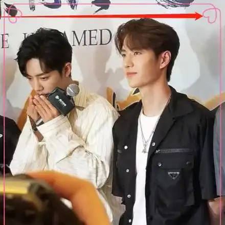 王一博179肖战183两人同框亮相后真实身高谁在说谎