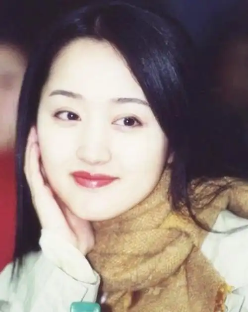 回顾原来53岁至今未婚的杨钰莹才是真正的人生赢家