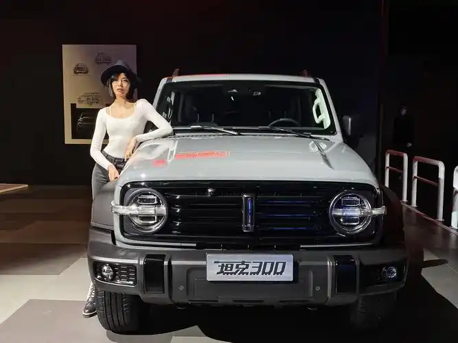 坦克300越野版1758万元起售一起坦克么