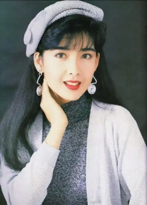 旧时光美人-周慧敏,岁月不败美人颜 看看我的17岁