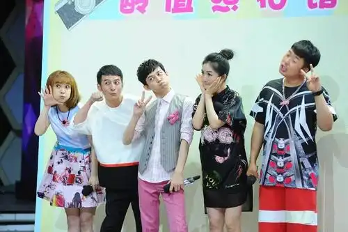 对话《快乐大本营》罗昕