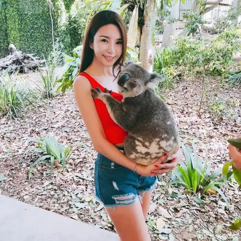 摄影:国光女神lala苏心甯——s级的身材有够逆天