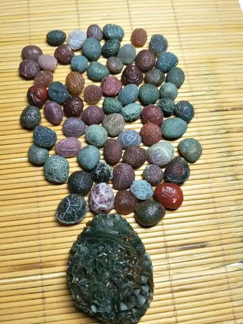 玛瑙多少钱一克(真的黑玛瑙多少钱一克)