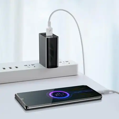 baseus 倍思 飞速 bs-ch910 type-c usb三口 充电器 60w