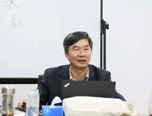 陈伟武教授来中心讲学