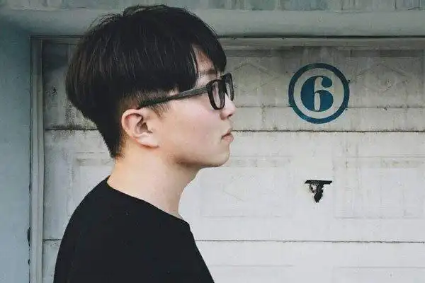 毛不易纹身clan什么意思是为了谁纹身呢