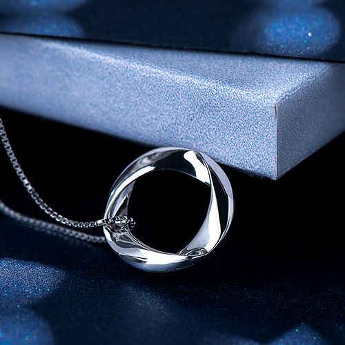 吊坠铂金ptcharm正品pt950白金男女情侣项链挂坠颈饰