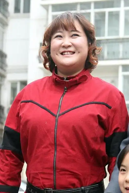 贾玲惊现"胖"照!本人回应超意外!网友炸锅了
