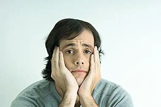 男人,手托头,头像