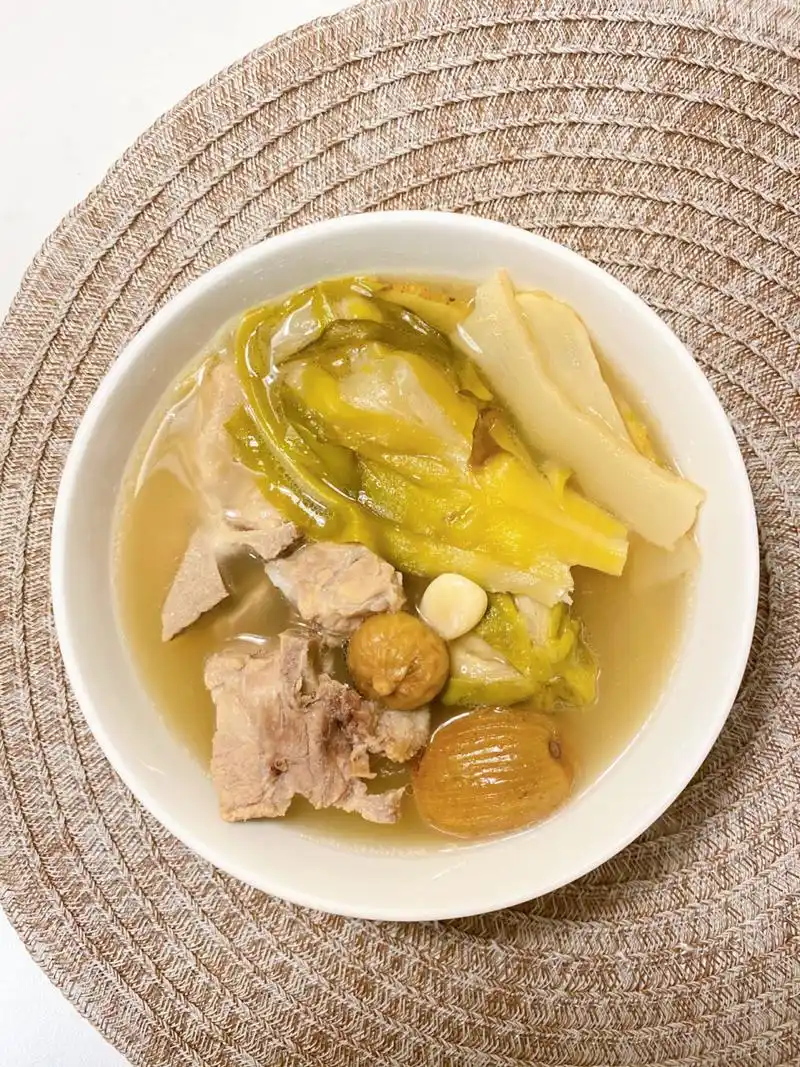 养生汤|润肺去火,滋阴养颜,霸王花猪骨汤 依旧是养生girl  上线 最近