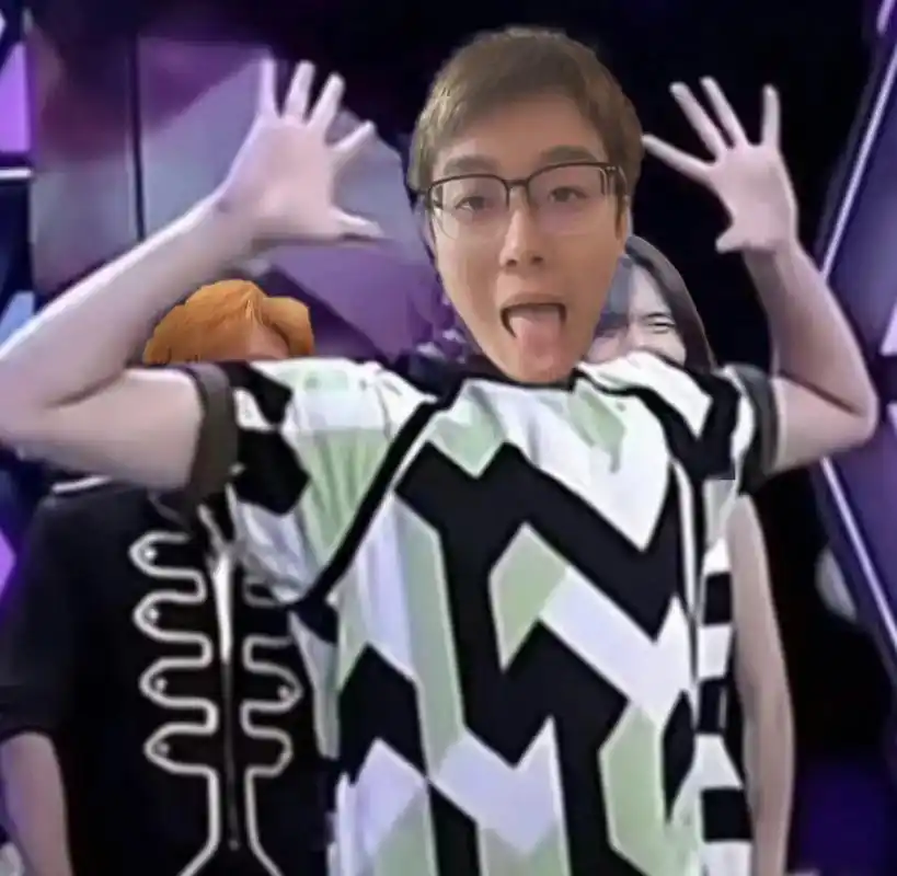 陈泽比划手大笑表情包 - 抖音