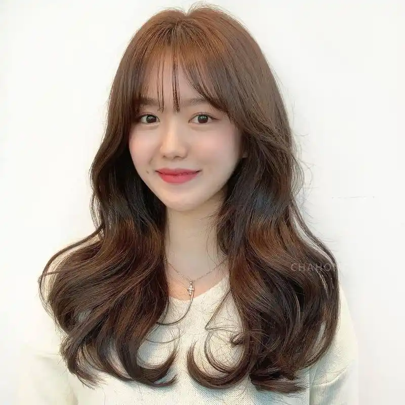 瓜子脸要剪什么发型