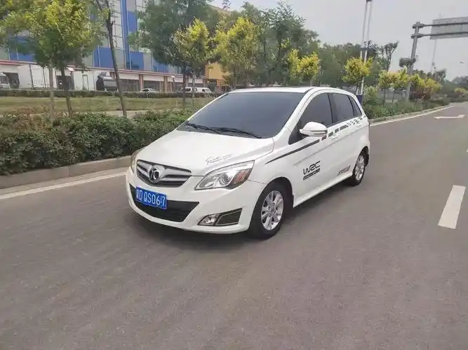 一万多练手小车  14年北汽150  个人一手车!车况精品 - 抖音