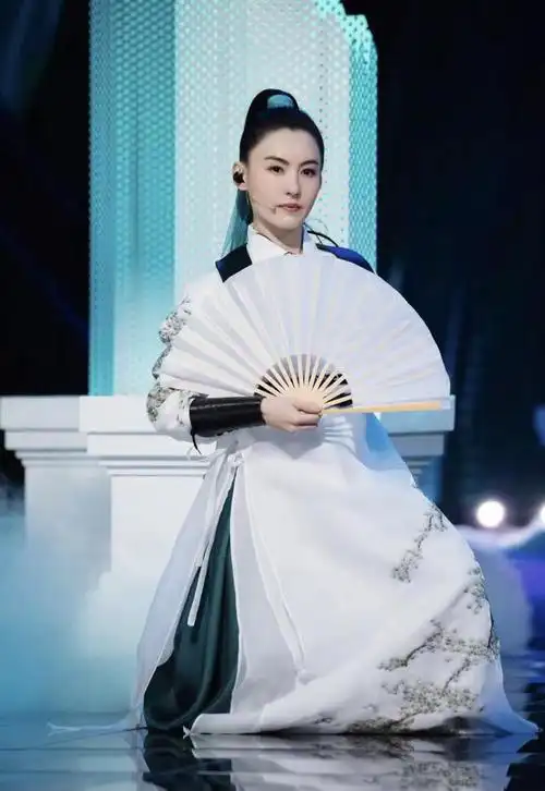 张柏芝河东狮吼演员表,河东狮吼张柏芝颜值巅峰(张柏芝女扮男装太帅了