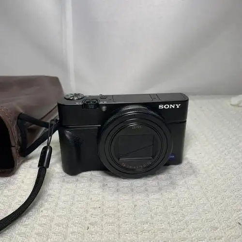 转让索尼rx100m6黑卡6