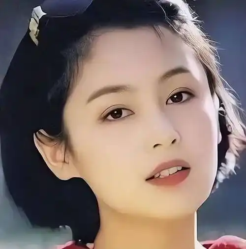 陈红不愧是"大陆第一美女",年轻时貌美如花,老了依旧气质出众_少女