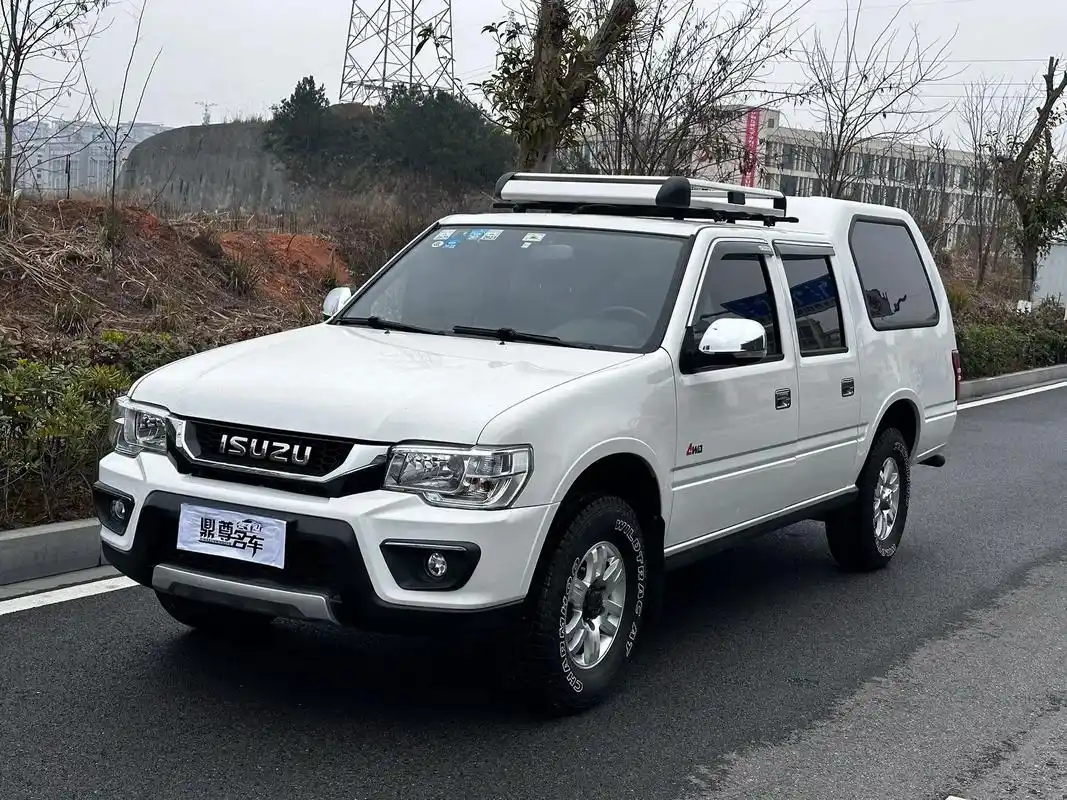 庆铃五十铃t17柴油四驱封闭式皮卡货车.新到一台2018年7 - 抖音