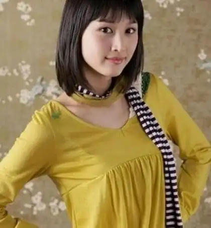 图崔恩瑞是金贤重的女友吗金贤重被曝有私生子