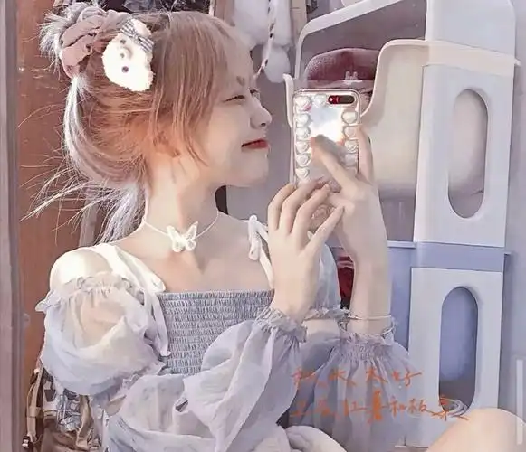 闺闺头像来了赶紧艾特你闺蜜来换把