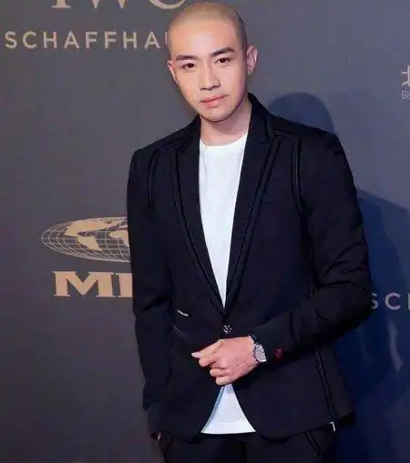 颜值高的男明星剃光头是什么样?