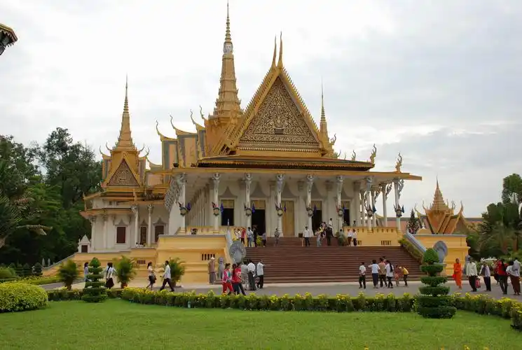 金碧辉煌的柬埔寨王宫(2008年5月)