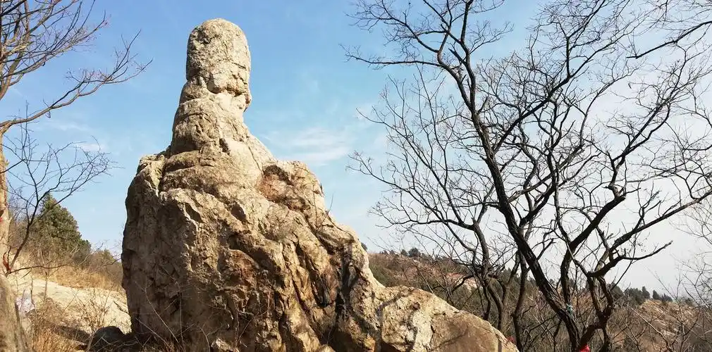 望这张照片摄于大禹治水地涂山风景区著名景点望夫石