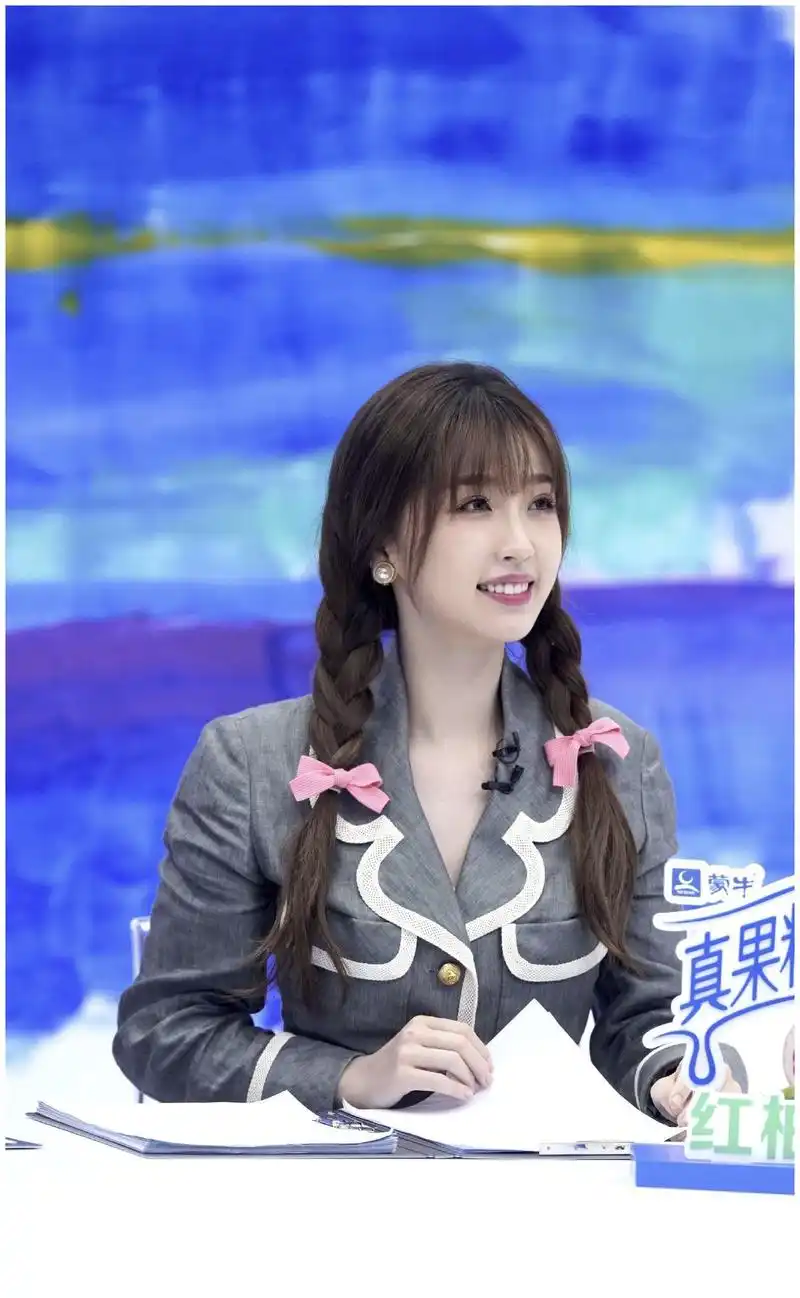 虞书欣加盟青春有你3麻花辫青春可爱网友作用在哪