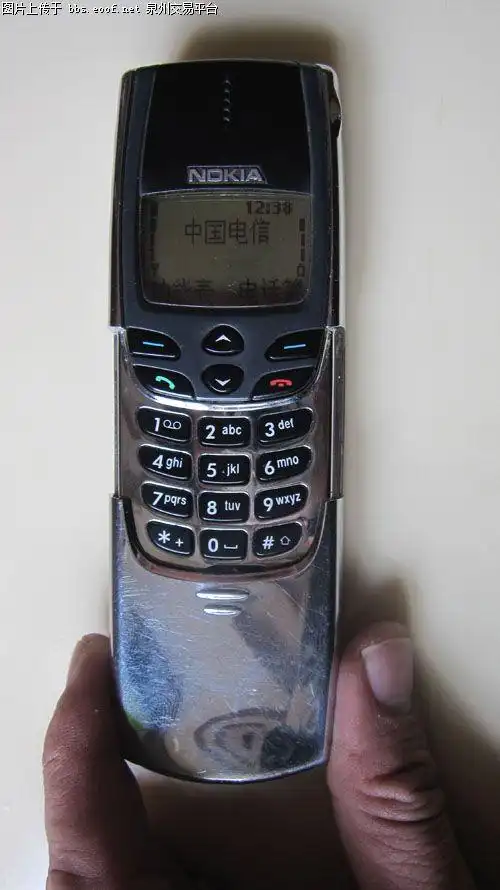 主题:350元出9新绝版诺基亚8810,经典滑盖,不锈钢外壳,夜店把妞利器