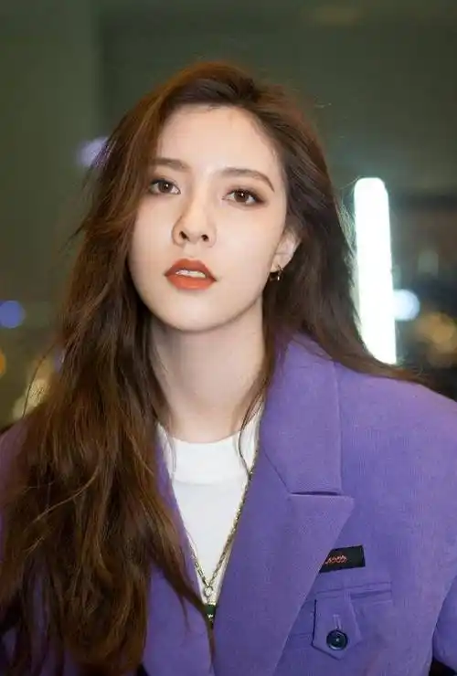 剧还是很多的,比如说《翡翠恋人》,《锦衣夜行》,《整垮前女友》