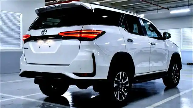 2021款丰田穿越者来了!开着比路虎还漂亮,25万,还要啥大众途昂