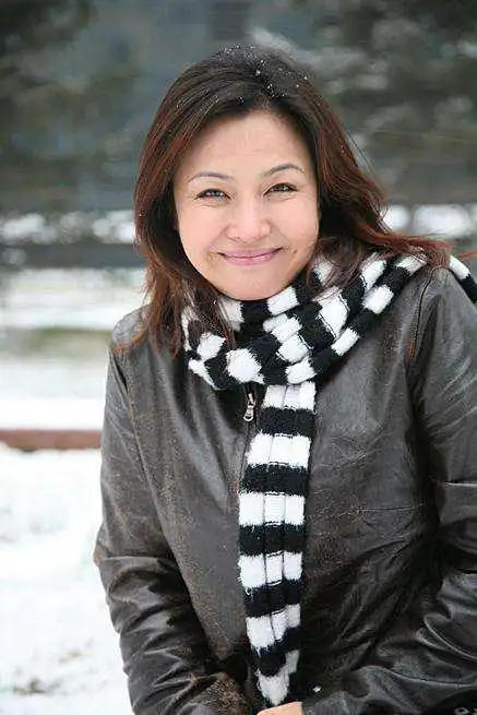 48岁戏骨王澜近照曝光,因患病身材严重发福,如今成妈妈专业户|演员