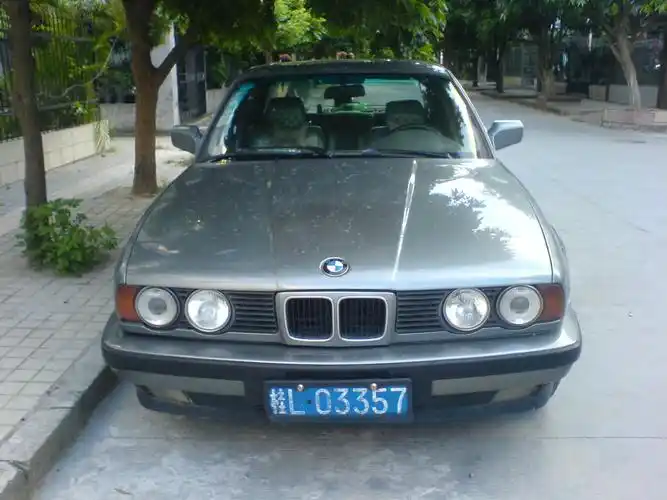 转让:老款宝马,价格面议