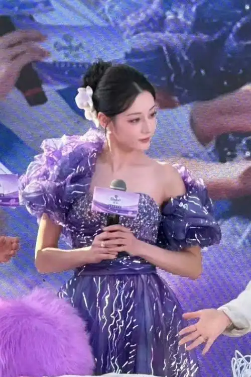 迪丽热巴紫罗兰公主