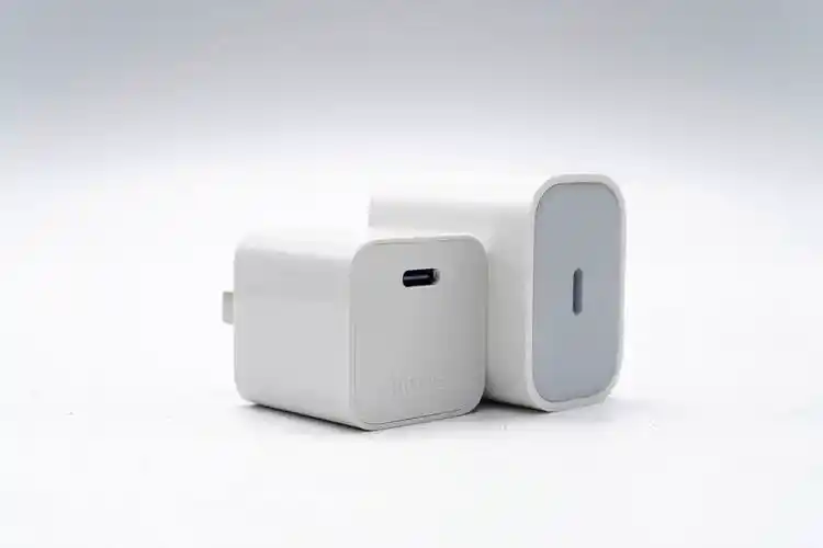 华为25w手机充电器评测