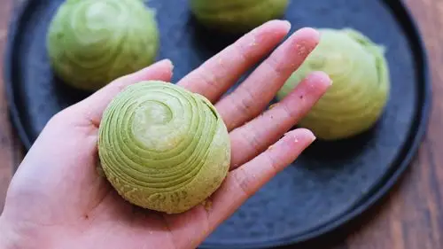 明人不说暗话,中秋我只吃原谅抹茶酥!