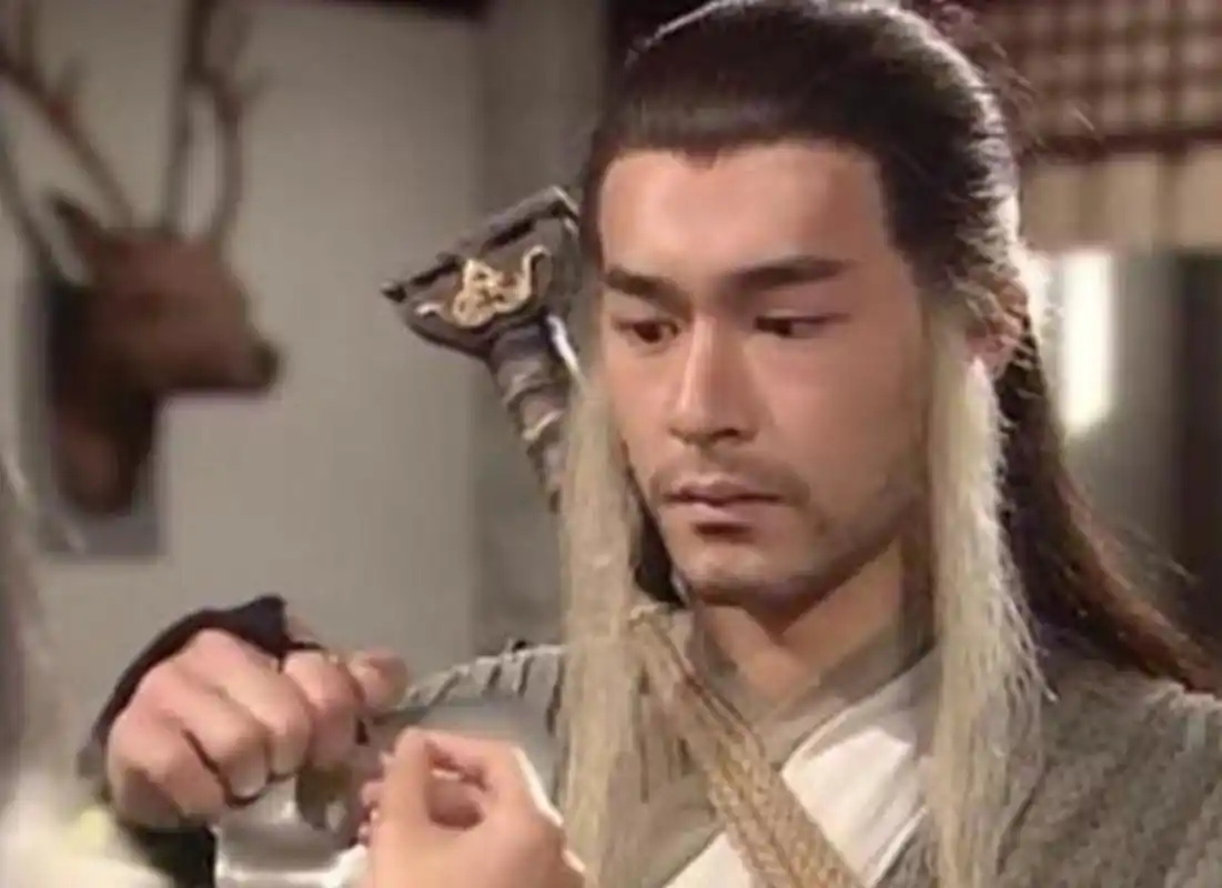 港剧八大经典角色,古天乐的杨过,黄日华的乔峰,还有七十岁的他