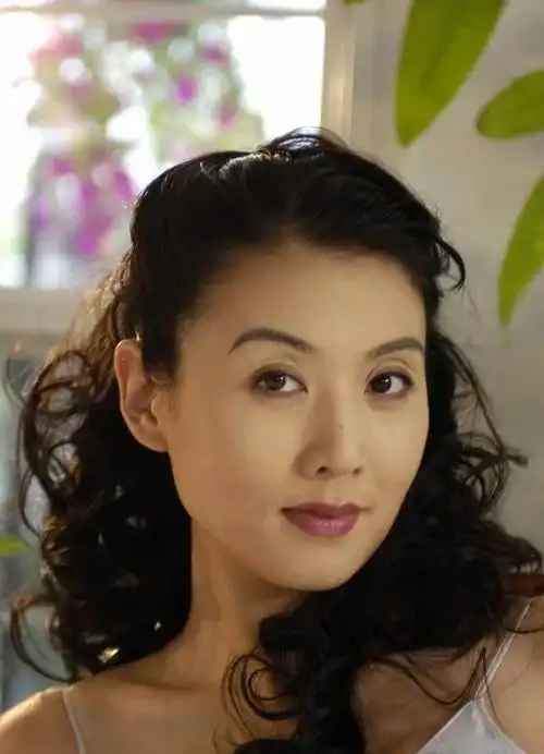 韩再芬几张绝美照片