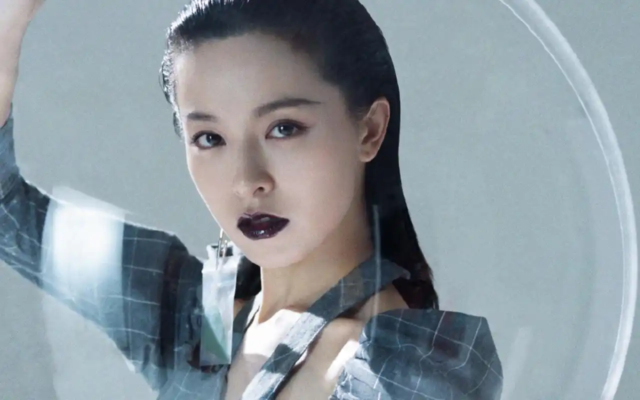 文咏珊魅惑性感写真桌面壁纸