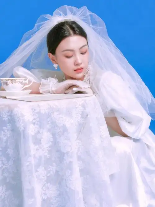 单人婚纱写真
