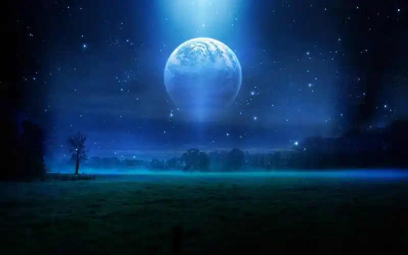 梦幻唯美的月亮壁纸